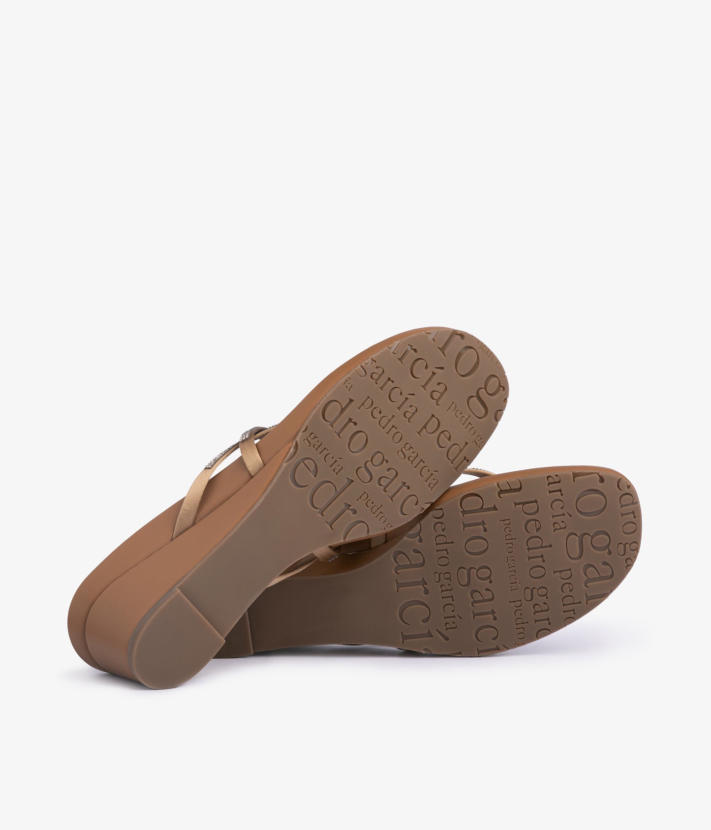 wilon / brulee satin-greige