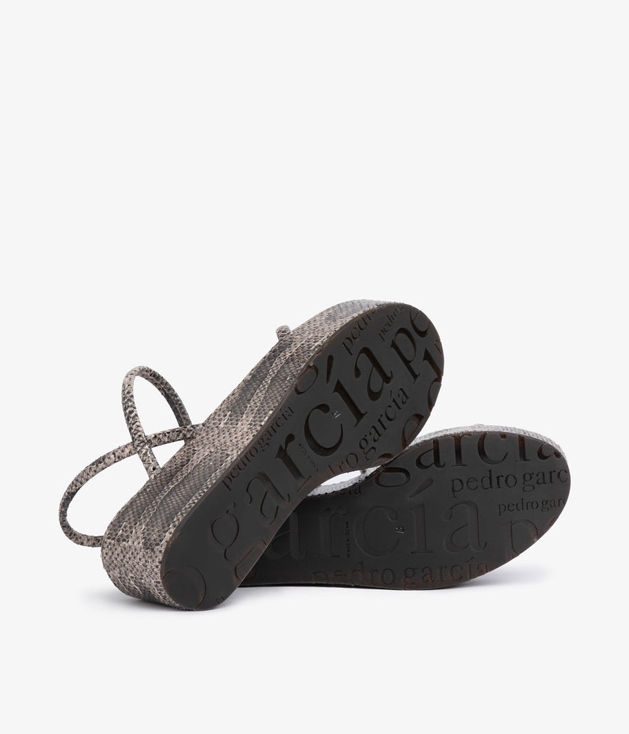 wedge strappy sandal leather nibia ss25 pedro garcia 1 aw25 pedro garcia 5