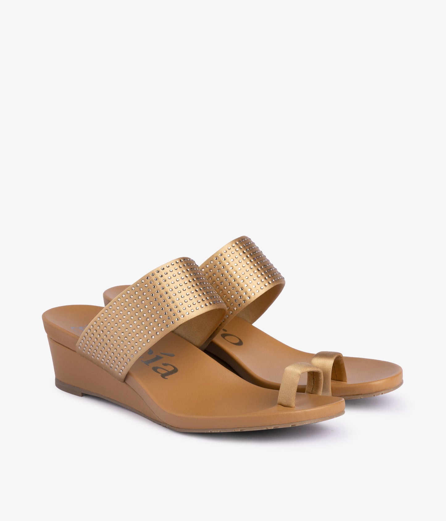 witter / brulee satin-greige