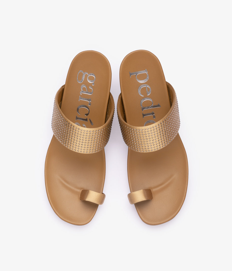 witter / brulee satin-greige