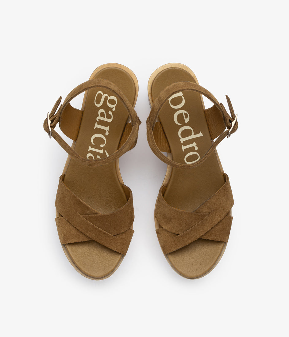 wedge wood sandal beige suede dalys aw25 pedro garcia 4