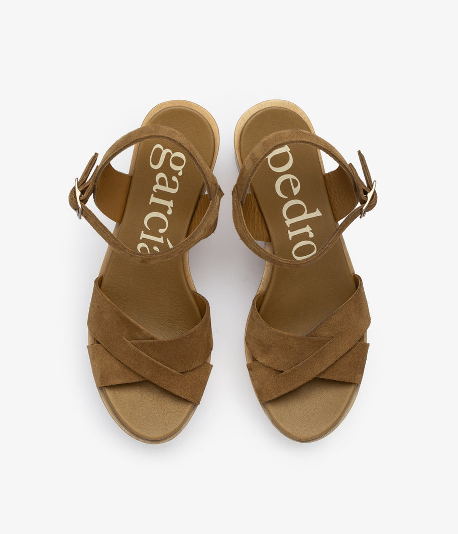 wedge wood sandal beige suede dalys aw25 pedro garcia 4
