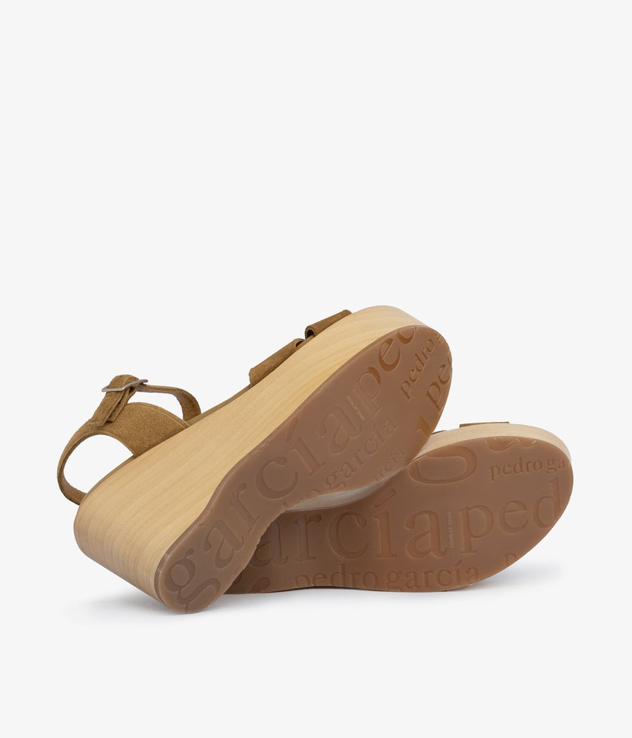 wedge wood sandal beige suede dalys aw25 pedro garcia 5